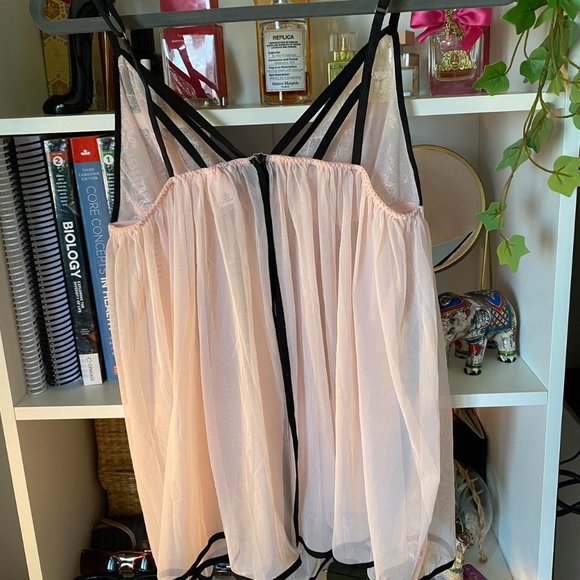 Victoria secret gorgeous baby doll sheer top - Picture 2 of 3